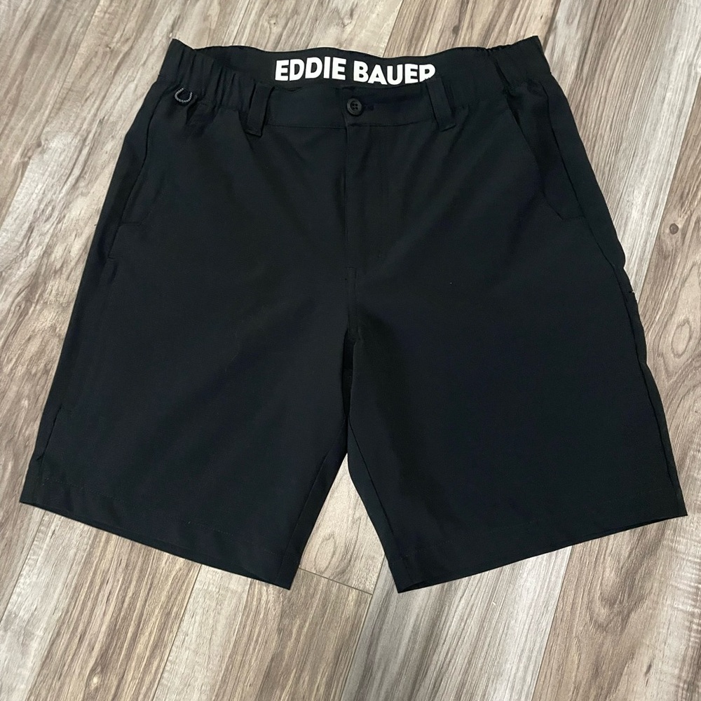 Eddie Bauer Men's Tech Flex Waist Shorts (S)